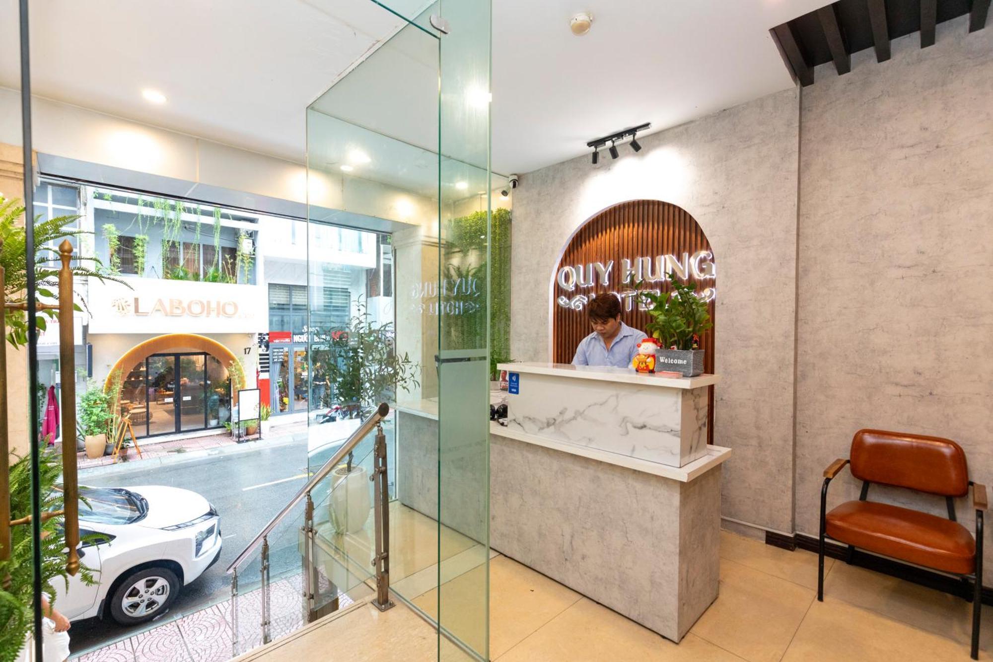 Quy Hung Hotel Central Ciudad Ho Chi Minh  Exterior foto